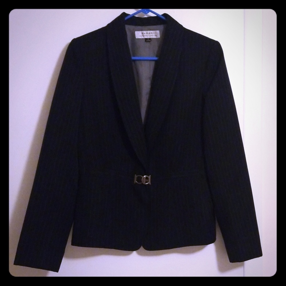 tahari  blazer